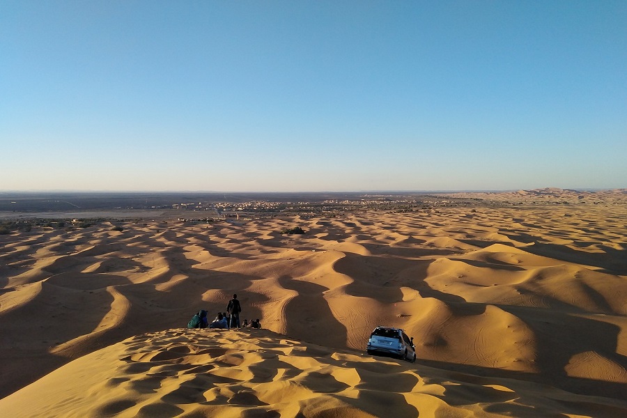 9 days from Tangier to the desert